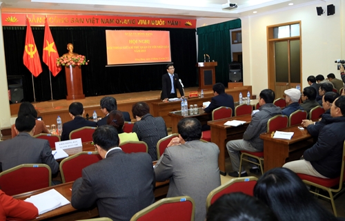 Bí thư Quận ủy Hồng Bàng đối thoại với hơn 200 người dân