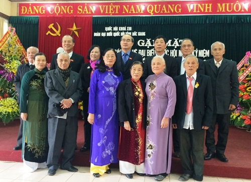 Đồng chí Nguyễn Thiện Nhân dự lễ gặp mặt các thế hệ đại biểu Quốc hội tỉnh Hà Bắc - Bắc Giang
