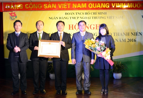 Tuổi trẻ Vietcombank đón nhận bằng khen của Thủ tướng Chính phủ