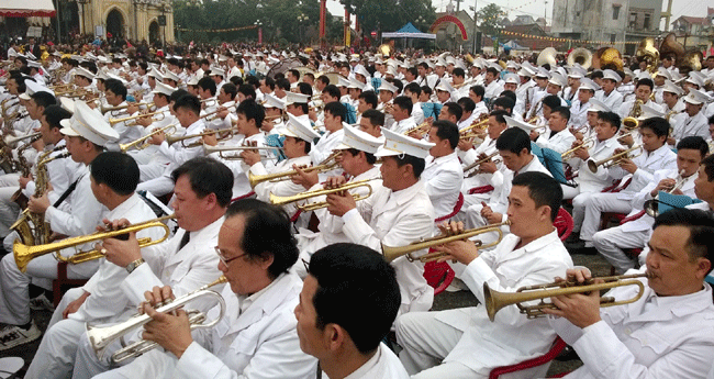 Độc đáo làng kèn Phạm Pháo