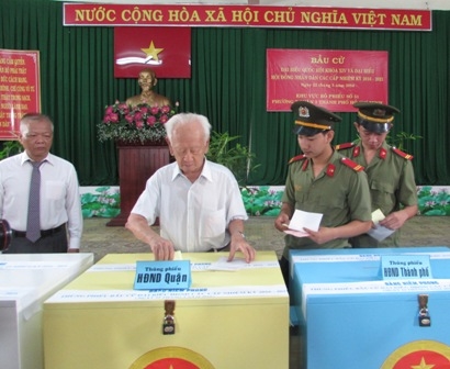 Công bố danh sách những người trúng cử đại biểu HĐND thành phố Hồ Chí Minh