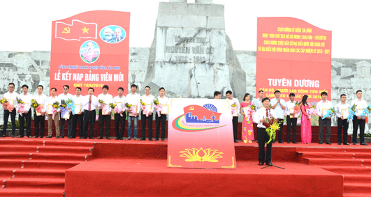 Bắc Ninh Tuyên dương cán bộ, người lao động tiêu biểu làm theo gương Bác