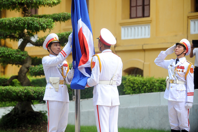 Lễ thượng cờ ASEAN: \