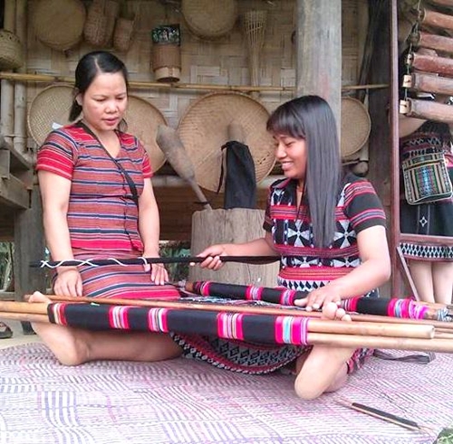 Độc đáo nghề dệt zèng trong đồng bào dân tộc thiểu số A Lưới