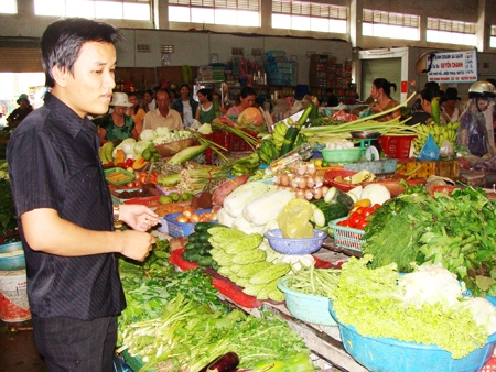 Đà Nẵng yêu cầu tuyên truyền bảo đảm an toàn thực phẩm dịp Tết Nguyên đán Đinh Dậu