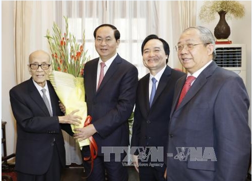 Chủ tịch nước Trần Đại Quang thăm, chúc Tết các trí thức tiêu biểu của thủ đô Hà Nội