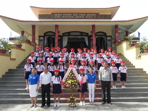 Bảo tàng Hồ Chí Minh - Chi nhánh Quân khu 5  Địa chỉ đỏ” trong giáo dục truyền thống