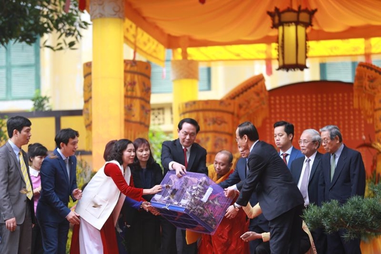 Chủ tịch nước dự Lễ dâng hương khai Xuân tại Hoàng thành Thăng Long - Hà Nội