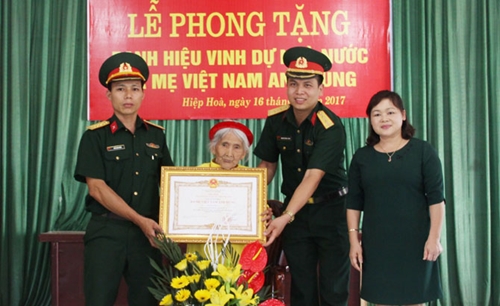 Nhiều tỉnh, thành tổ chức các hoạt động tri ân Bà mẹ Việt Nam Anh hùng