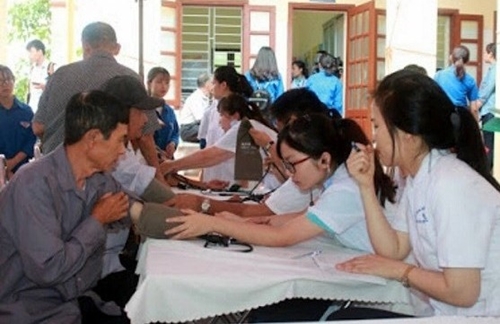 Hải Phòng Tư vấn sức khỏe, phát thuốc miễn phí tặng 240 đối tượng chính sách