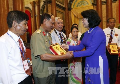 Phó Chủ tịch nước Đặng Thị Ngọc Thịnh tiếp Đoàn đại biểu người có công tỉnh Thái Bình