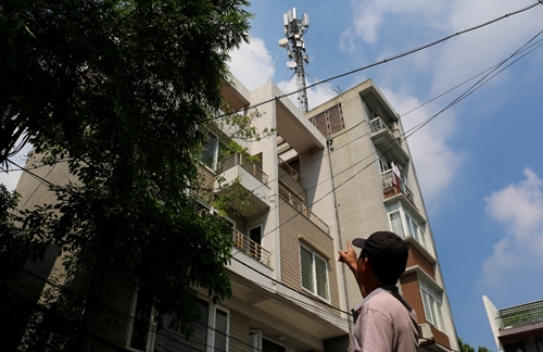 Hà Nội Người dân kêu cứu vì sống cạnh trạm thu, phát sóng di động