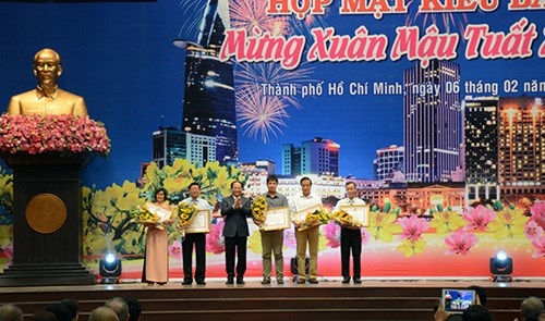 TP Hồ Chí Minh họp mặt kiều bào mừng Xuân Mậu Tuất 2018