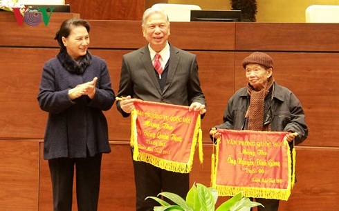 Chủ tịch Quốc hội Nguyễn Thị Kim Ngân gặp mặt, chúc Tết cán bộ hưu trí của Quốc hội