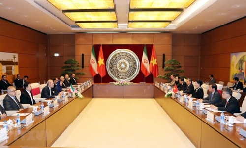 Củng cố và phát triển quan hệ hữu nghị và hợp tác truyền thống Việt Nam - Iran
