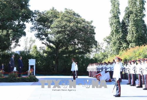 Lễ đón chính thức Thủ tướng Nguyễn Xuân Phúc thăm Singapore