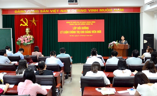 Đẩy mạnh học tập chủ nghĩa Mác - Lênin, tư tưởng Hồ Chí Minh trong tình hình mới