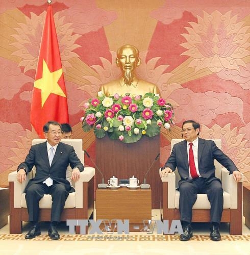 Đồng chí Phạm Minh Chính tiếp Chủ tịch Liên minh Nghị sĩ hữu nghị Nhật Bản - Mekong