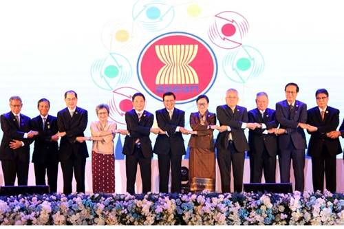 Thành tựu của ASEAN và sự tham gia của Việt Nam trong trụ cột Cộng đồng kinh tế của ASEAN
