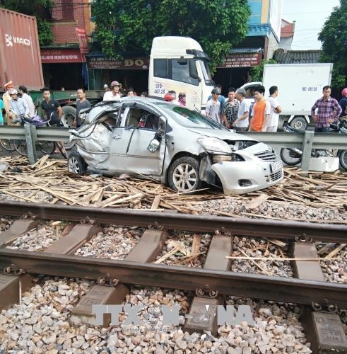 Tai nạn đường sắt tại Nam Định, 4 người thương vong