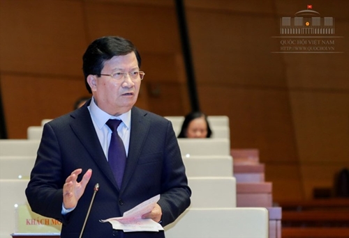 Phó Thủ tướng Trịnh Đình Dũng trả lời chất vấn Đại biểu Quốc hội Trần Văn Minh