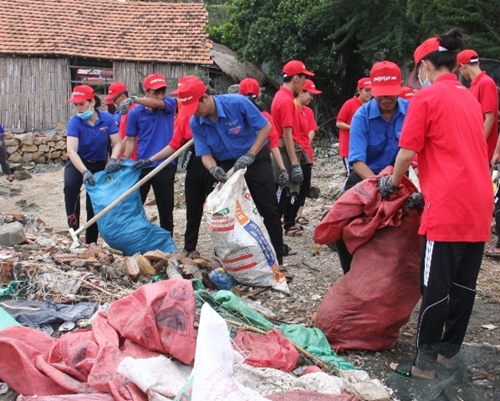 1 282 tấn rác thải được thu gom qua Chiến dịch “Hãy làm sạch biển”