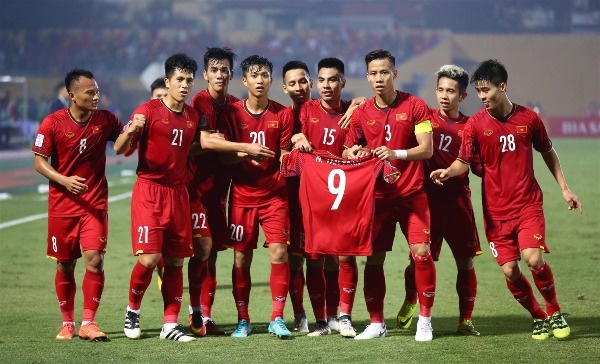 Đè Bẹp Campuchia, Tuyển Việt Nam Tiến Vào Bán Kết Aff Cup