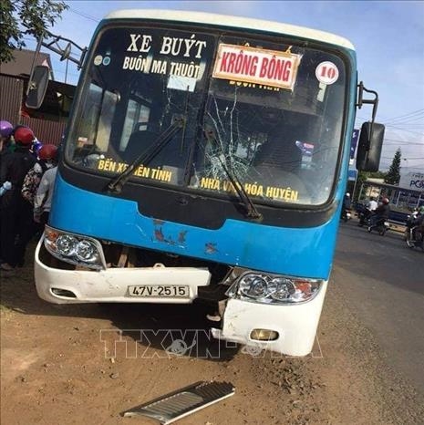 Đắk Lắk Xe máy va chạm với xe buýt khiến hai người tử vong