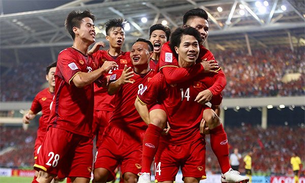 Thật là một chiến thắng đáng nhớ cho đội tuyển Việt Nam khi họ đánh bại được đối thủ mạnh Malaysia trong trận đấu tại vòng loại thứ hai FIFA. Hãy xem lại những khoảnh khắc đầy cảm xúc và sự nỗ lực tuyệt vời của các cầu thủ Việt Nam để giành được chiến thắng đầy ý nghĩa.