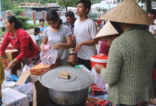 TP Nha Trang Khánh Hoà  Hỗ trợ người dân vùng thiên tai, khó khăn đón Tết