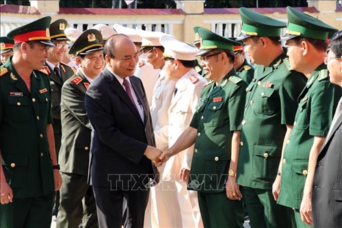 Thủ tướng chúc Tết lực lượng vũ trang và nhân dân thành phố Đà Nẵng