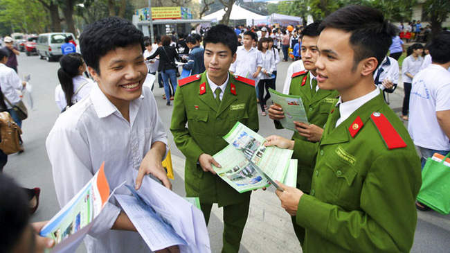 Xét tuyển vào trường Công an năm 2021: Tổ hợp đăng ký dự tuyển phải đạt từ 7.0 điểm trở lên