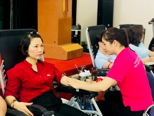 Thu về gần 400 đơn vị máu trong Ngày hội hiến máu tình nguyện 2019