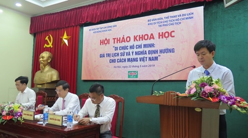 “Di chúc Hồ Chí Minh Giá trị lịch sử và ý nghĩa định hướng cho cách mạng Việt Nam”