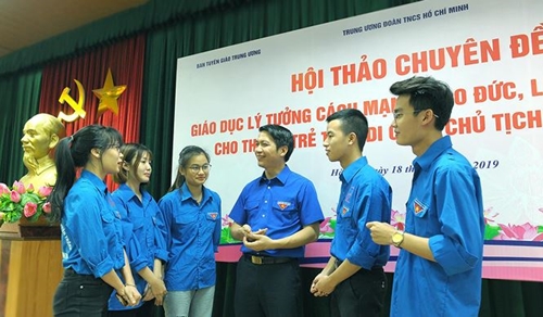 Bồi dưỡng thế hệ trẻ theo Di chúc Chủ tịch Hồ Chí Minh