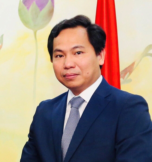 Thủ tướng phê chuẩn Chủ tịch UBND TP Cần Thơ
