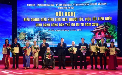 Hà Nội biểu dương Người tốt, việc tốt , vinh danh Công dân Thủ đô ưu tú năm 2019
