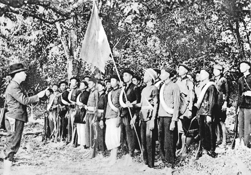 Chủ tịch Hồ Chí Minh ra Chỉ thị đổi tên Việt Nam Giải phóng quân thành Vệ quốc đoàn