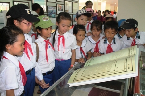 Mobile exhibition on Truong Sa and Hoang Sa archipelagos