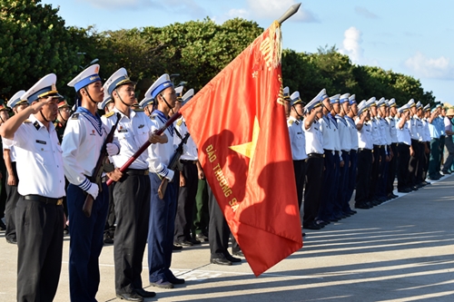 Holy national flag salute on Spratly Islands