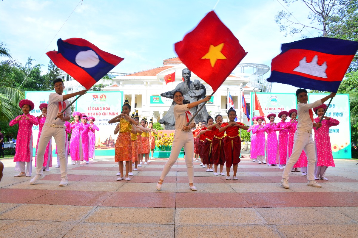 Summer camp for children of Vietnam, Laos and Cambodia opens in HCM city
