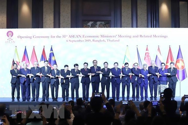 ASEAN economic ministers meet in Thailand