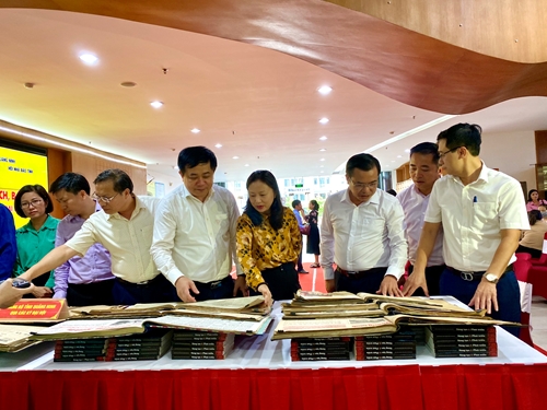 Quang Ninh organizes exhibition on provincial Party Congresses