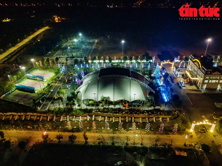 Asia’s biggest tennis court complex in northern Bac Ninh province