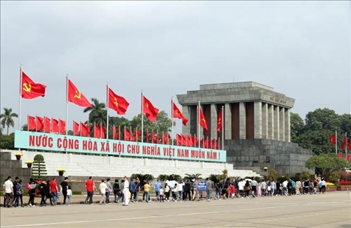 President Ho Chi Minh Mausoleum temporarily closes to visitors for maintenance