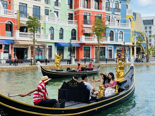 Les touristes vietnamiens préfèrent le voyage relaxant au sac-à-dos