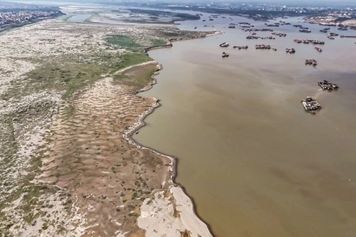 Hà Nội báo cáo Thủ tướng vụ 3 mỏ cát đấu giá cao bất thường
