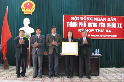Hưng Yên khai mạc kỳ họp thứ 3 Hội đồng Nhân dân khóa XX