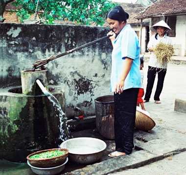 Hà Nội Gần 92 người dân nông thôn được sử dụng nước sạch hợp vệ sinh