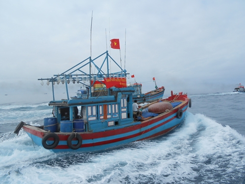 Bám ngư trường truyền thống, góp phần bảo vệ vùng biển thiêng liêng của Tổ quốc